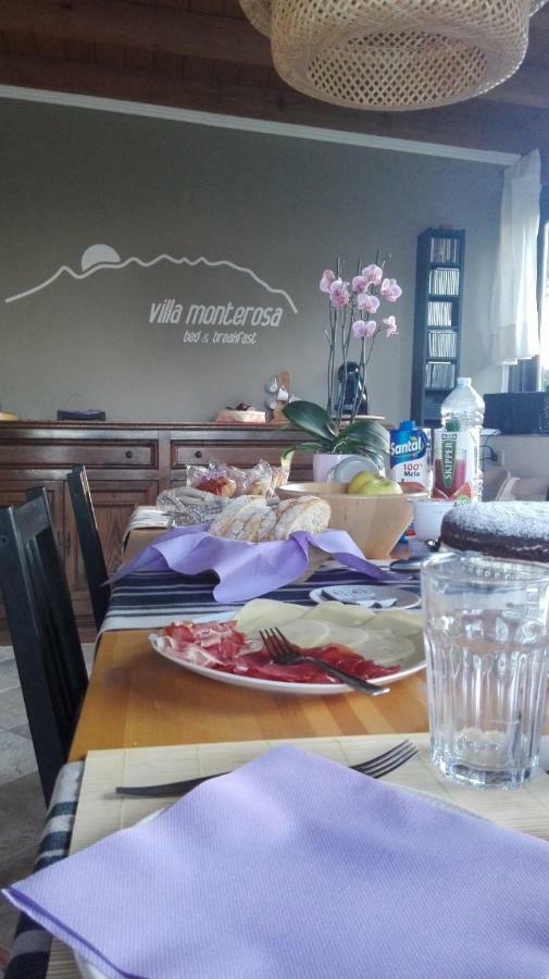 B&B Villa Monterosa Con Piscina Castronno Eksteriør billede
