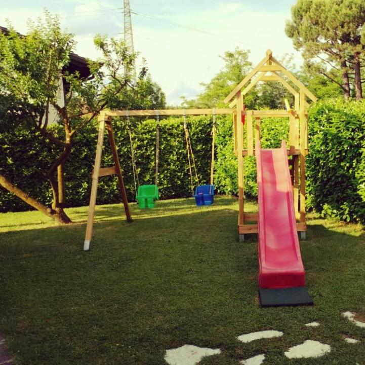 B&B Villa Monterosa Con Piscina Castronno Eksteriør billede