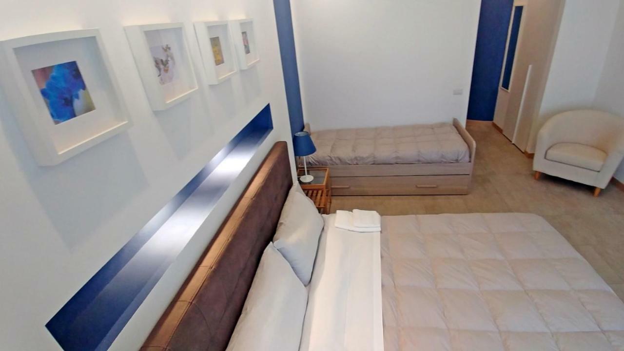 B&B Villa Monterosa Con Piscina Castronno Eksteriør billede