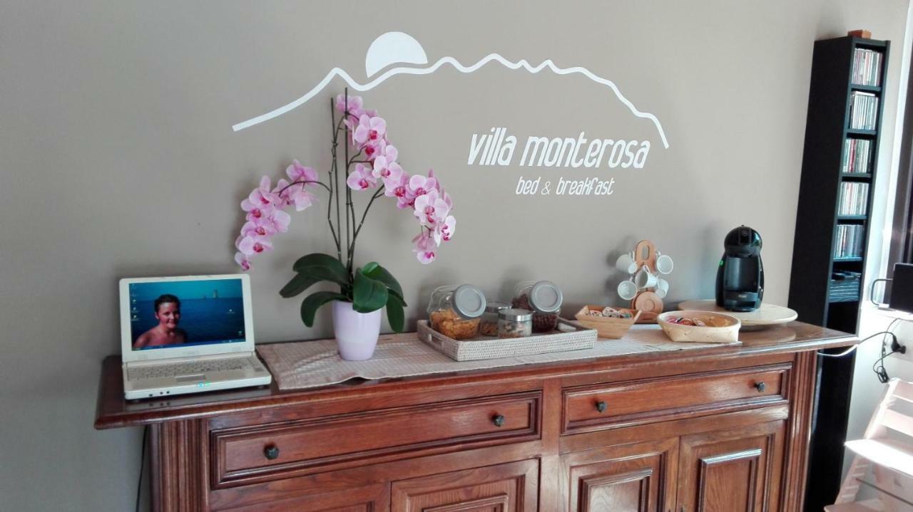 B&B Villa Monterosa Con Piscina Castronno Eksteriør billede